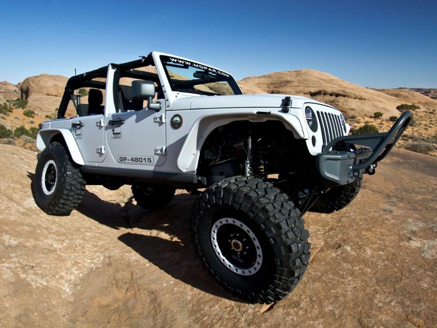  Jeep Wrangler Mopar Recon Concept 2013 года  (фото 6 из 6)